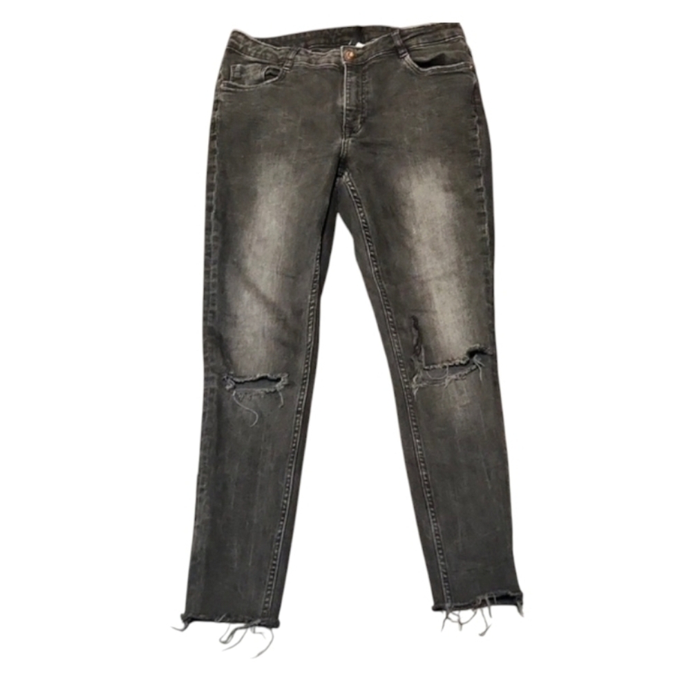 H&M Divided Black Distressed Skinny Jeans